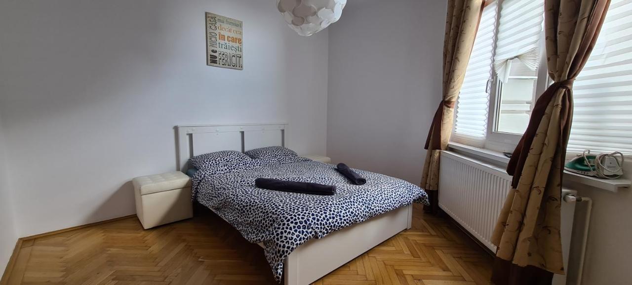 Stayinn Bukares Bagian luar foto