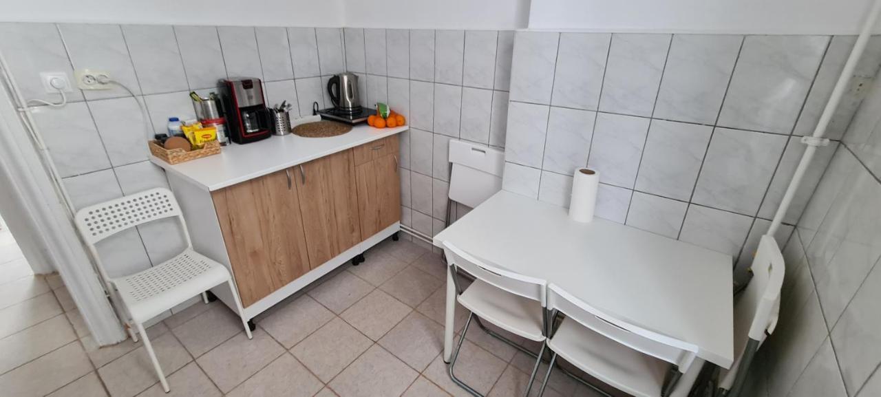 Stayinn Bukares Bagian luar foto